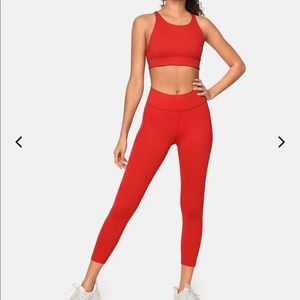 Full Set: Outdoor Voices TechSweat 3/4 Leggings & Apex Bra Set Scarlet